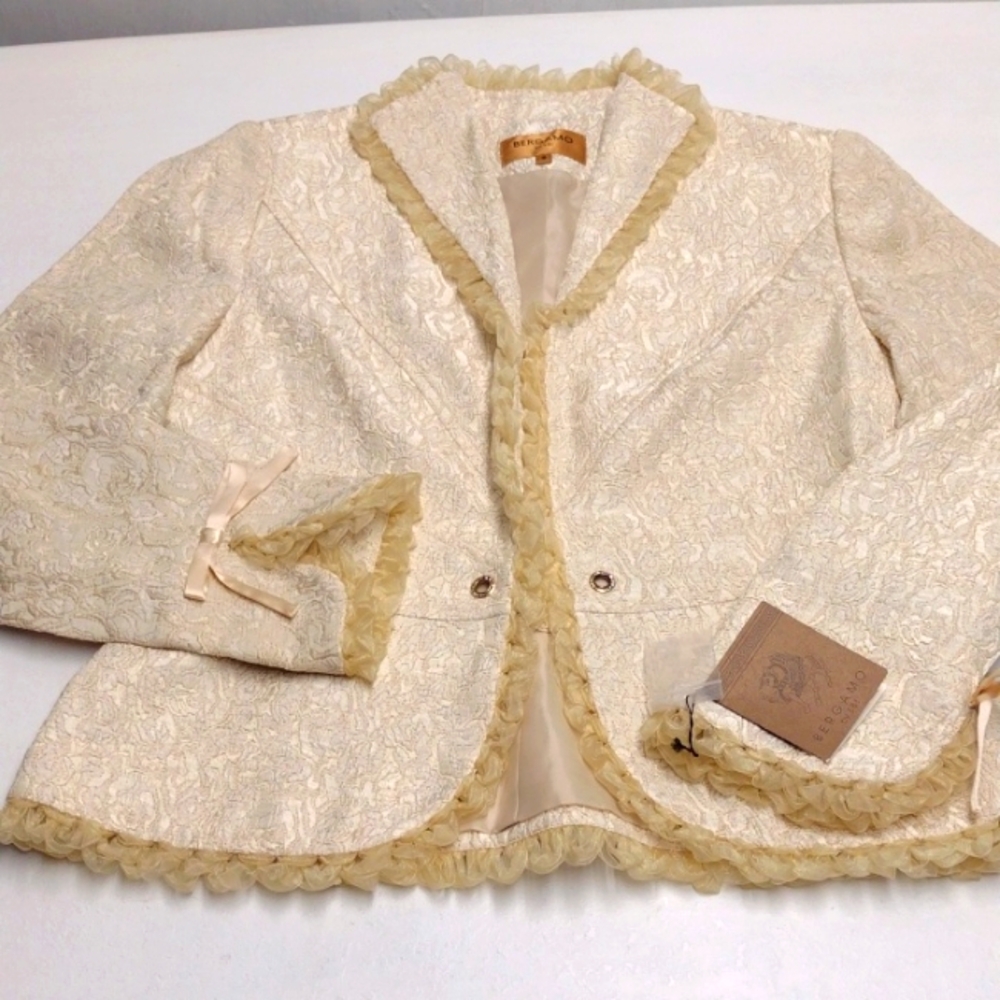 Bergamo formal occasion blazer women size 8
